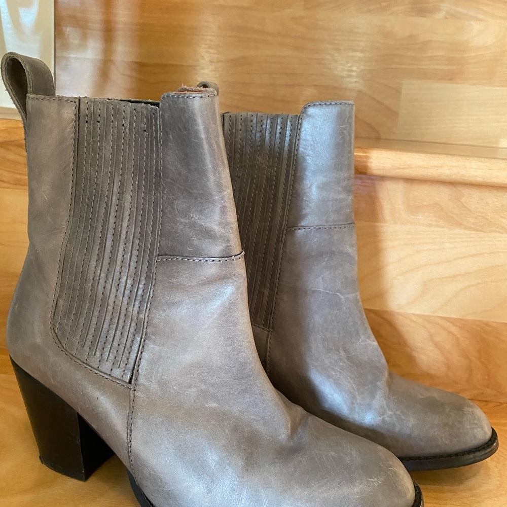 H&M gray booties